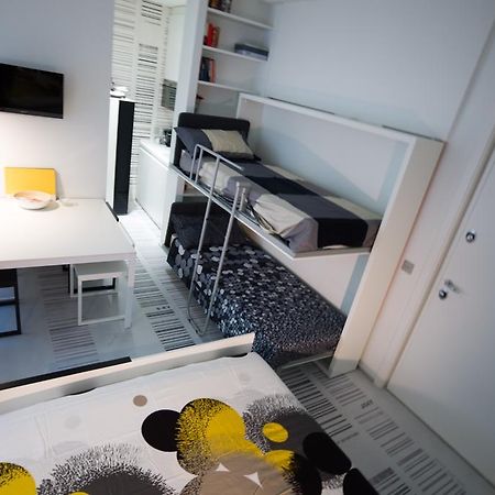 Stylish Mini In The Heart Of Milano Apartment Phòng bức ảnh