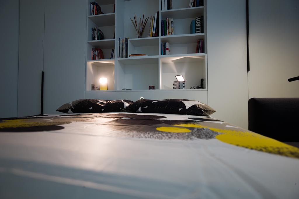 Stylish Mini In The Heart Of Milano Apartment Phòng bức ảnh
