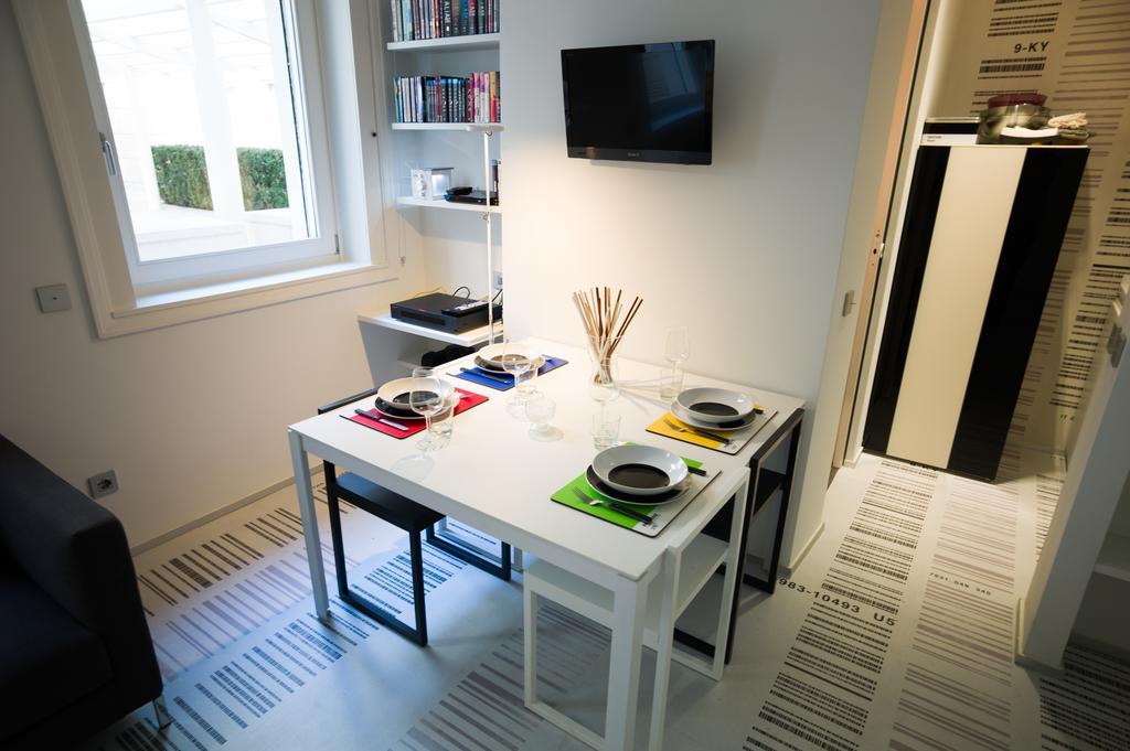 Stylish Mini In The Heart Of Milano Apartment Phòng bức ảnh