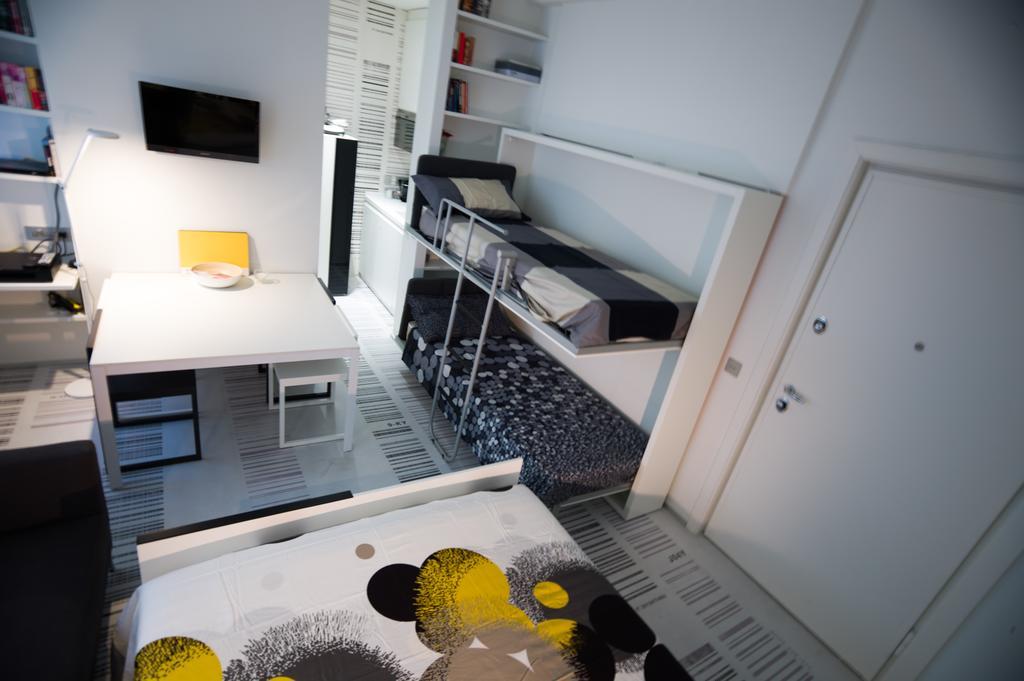 Stylish Mini In The Heart Of Milano Apartment Phòng bức ảnh